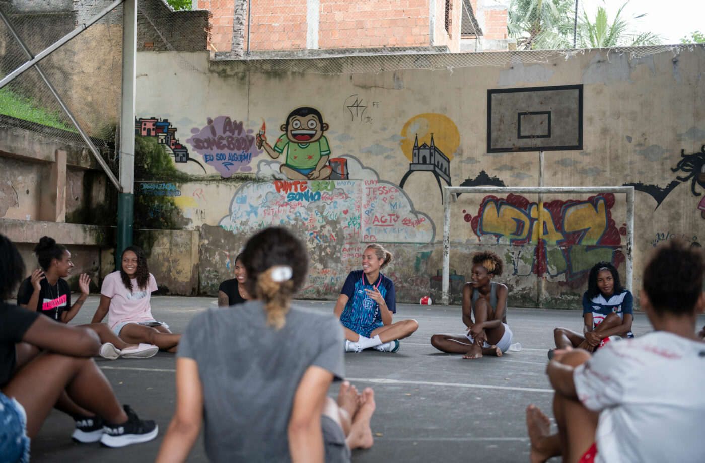 Favela Street - Welcome to the Game Of Your Life - Clubs